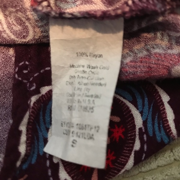 Renee C Split back top - Picture 3 of 3